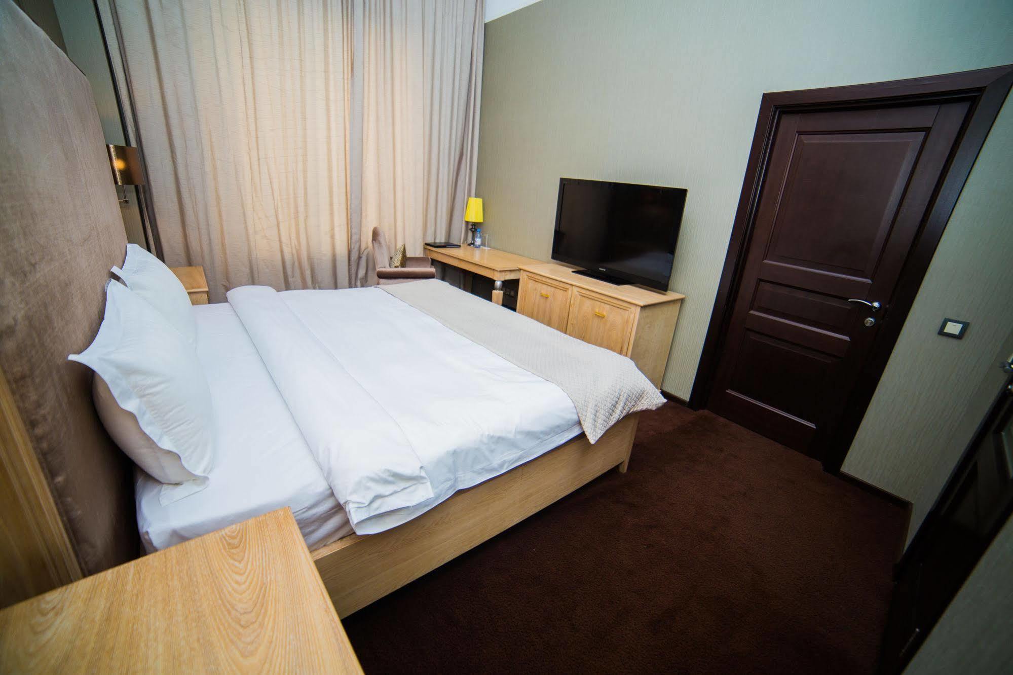 Jelsomino Boutique Hotel Астана Екстериор снимка