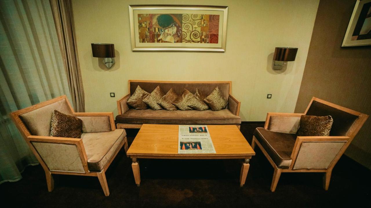 Jelsomino Boutique Hotel Астана Екстериор снимка