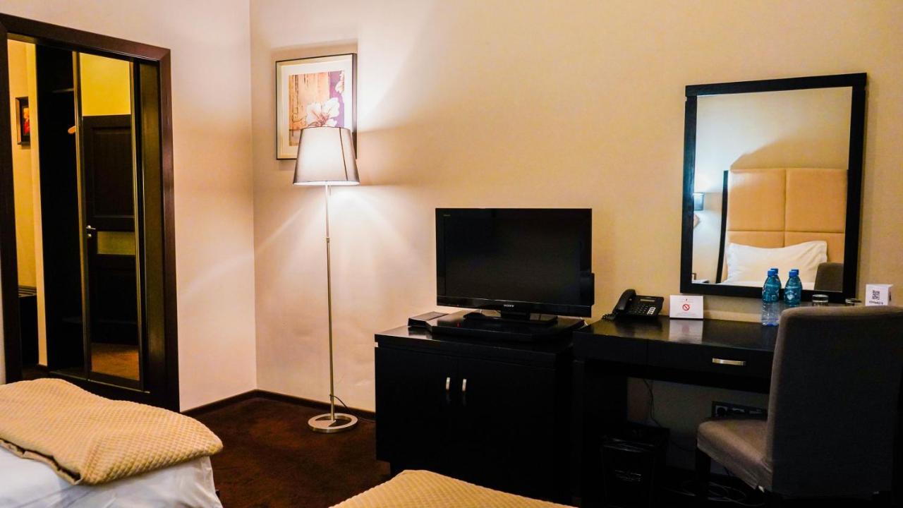 Jelsomino Boutique Hotel Астана Екстериор снимка