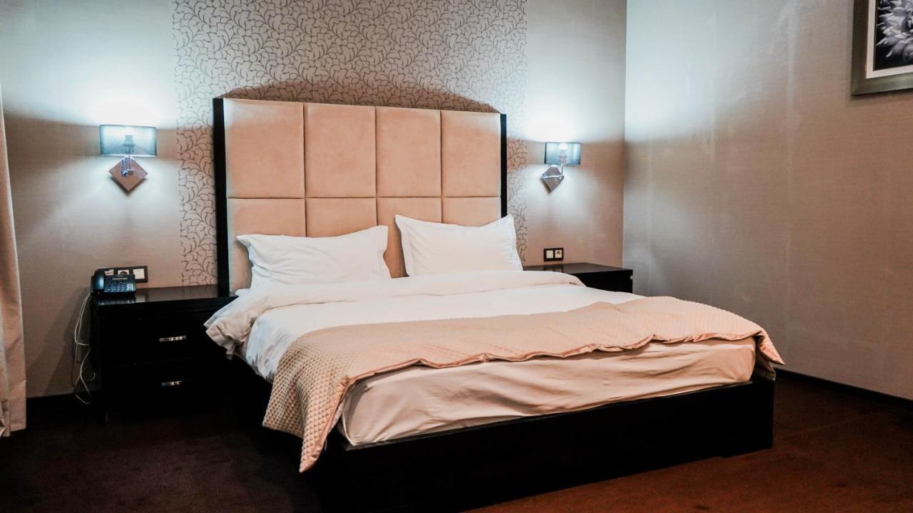 Jelsomino Boutique Hotel Астана Екстериор снимка