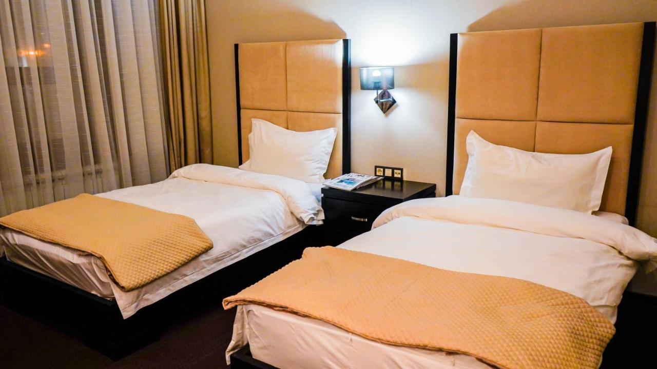 Jelsomino Boutique Hotel Астана Екстериор снимка